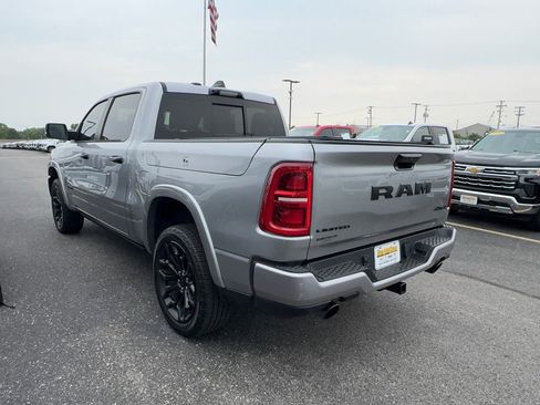 Used 2025 RAM 1500 Limited AWD/4WD image 6