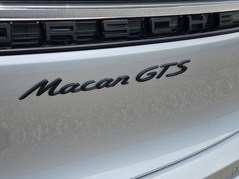 Certified 2023 Porsche Macan GTS AWD/4WD image 13