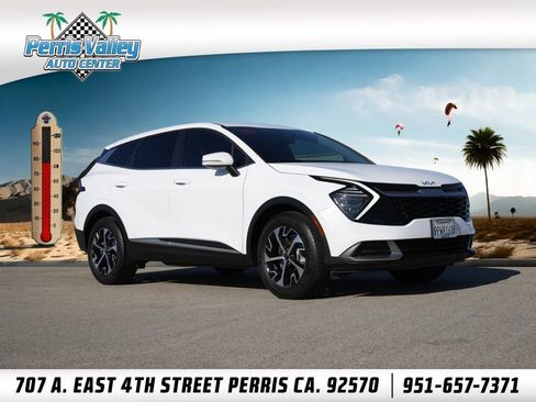 Certified 2025 Kia Sportage EX FWD image 1