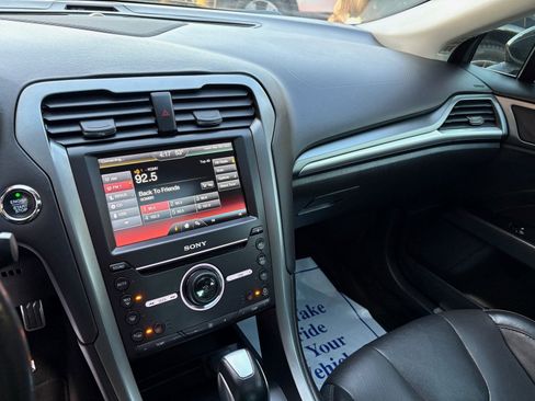 Used 2016 Ford Fusion Titanium FWD image 28