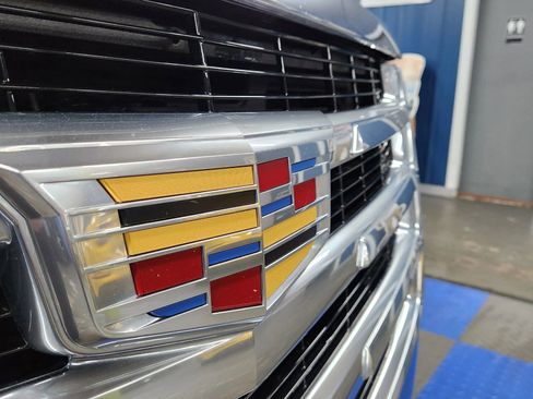 Used 2020 Cadillac Escalade Luxury image 60