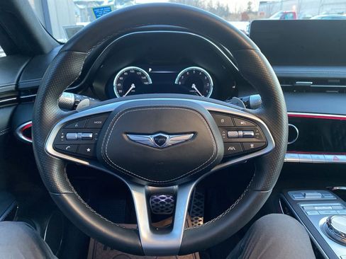 Used 2023 Genesis GV70 3.5T Sport w/ Sport Prestige Package image 5