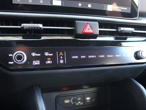 New 2026 Kia Sportage X-Line w/ X-Line Premium Package image 22