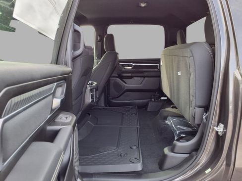 New 2026 RAM 1500 4x4 Crew Cab image 23