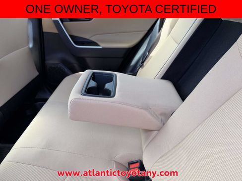 Certified 2023 Toyota RAV4 LE AWD/4WD image 22