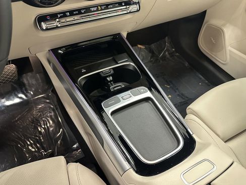 Certified 2024 Mercedes-Benz EQB 250+ image 32