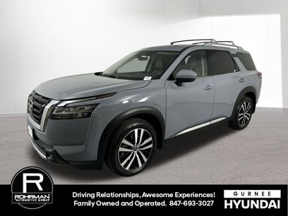 Used 2024 Nissan Pathfinder Platinum w/ Cargo Package