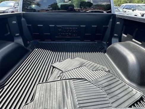 Used 2023 Chevrolet Silverado 1500 LT AWD/4WD image 30