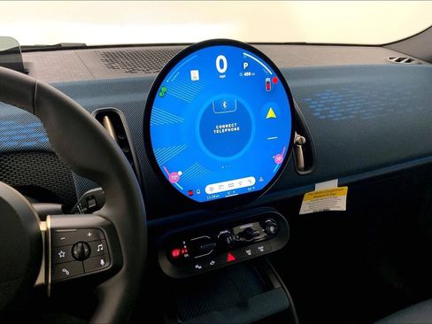 Certified 2025 MINI Cooper Countryman S w/ Comfort Package Max image 5