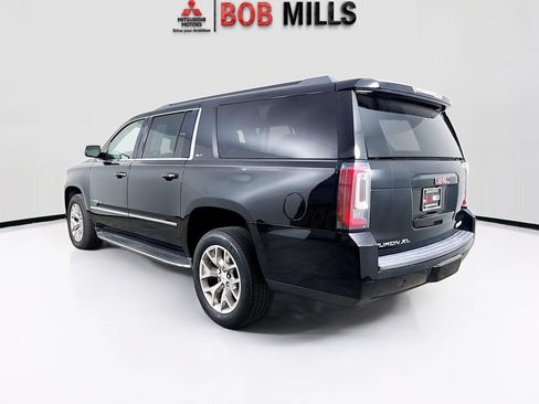 Used 2020 GMC Yukon XL SLT RWD image 5