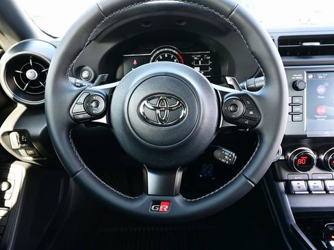 New 2025 Toyota GR86 Premium image 16