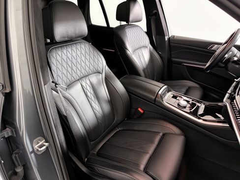Certified 2024 BMW X5 M60i AWD/4WD image 30