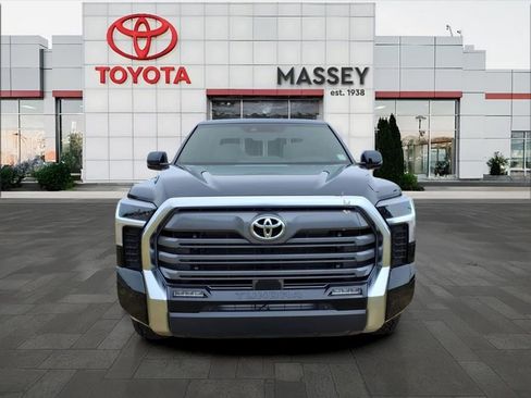 Used 2026 Toyota Tundra Limited AWD/4WD image 8