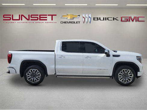 Certified 2024 GMC Sierra 1500 Denali Ultimate AWD/4WD image 3
