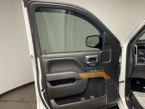 Used 2018 Chevrolet Silverado 1500 LTZ image 10