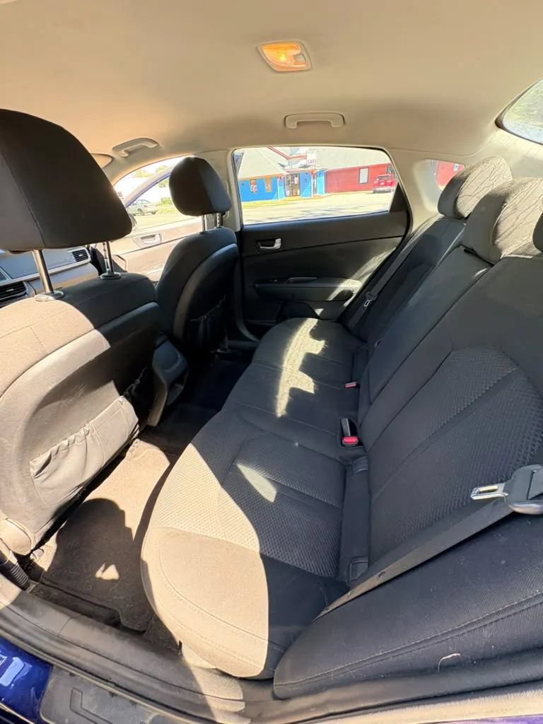 Used 2018 Kia Optima LX FWD image 15