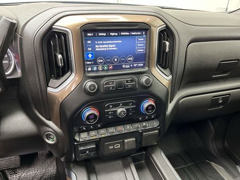 Certified 2021 Chevrolet Silverado 1500 High Country AWD/4WD image 19