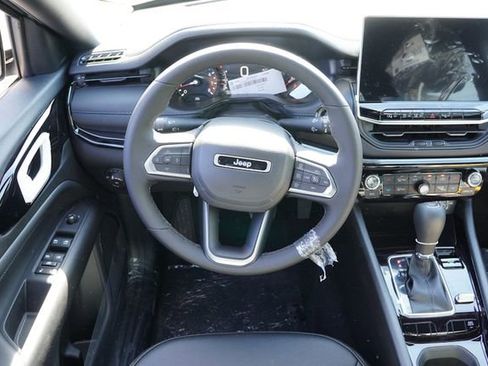 New 2026 Jeep Compass Limited image 12