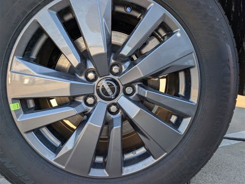 New 2026 Nissan Pathfinder SV image 7