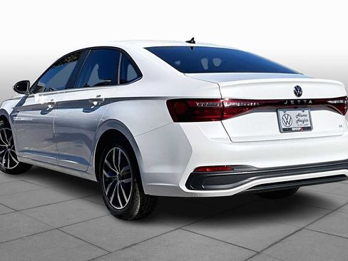 New 2026 Volkswagen Jetta SE image 12