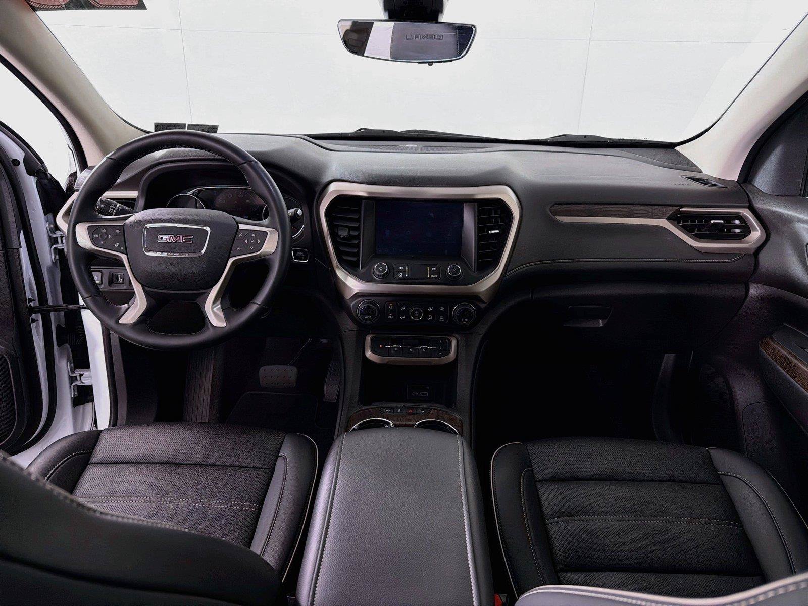 Used 2023 GMC Acadia Denali w/ Denali Technology Package AWD/4WD image 27