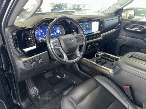 Used 2022 Chevrolet Silverado 1500 LT Trail Boss w/ LT Trail Boss Premium Package image 19