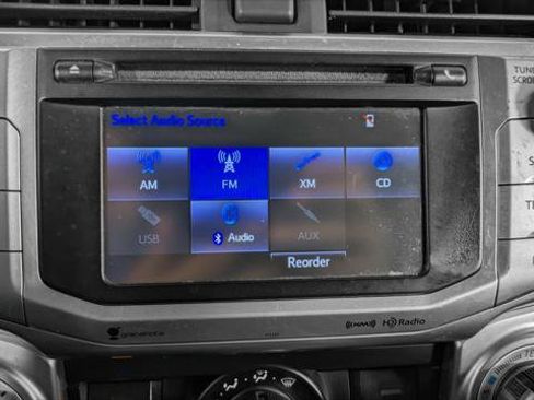 Used 2018 Toyota 4Runner SR5 AWD/4WD image 30