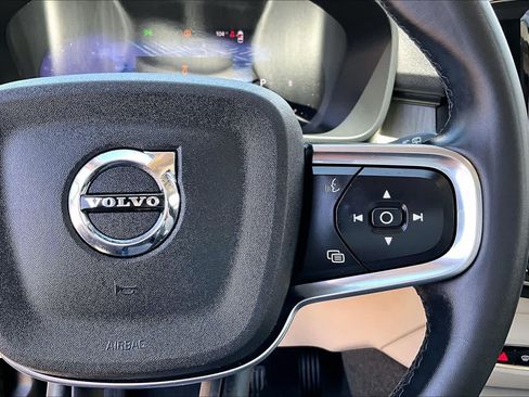 Used 2023 Volvo XC40 B5 Ultimate w/ Climate Package AWD/4WD image 25
