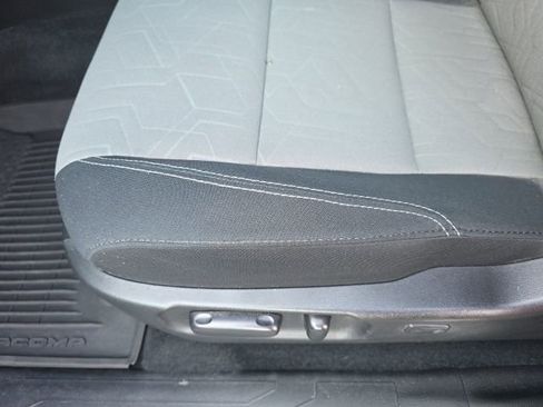 Used 2023 Toyota Tacoma TRD Off-Road w/ Technology Package image 14