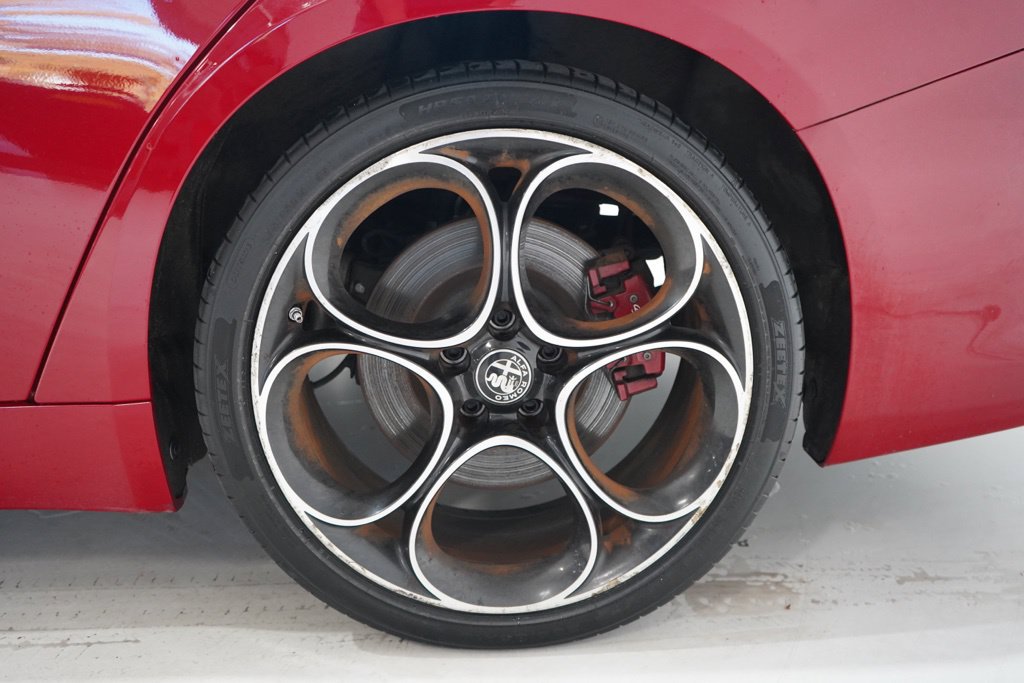 Used 2022 Alfa Romeo Giulia Veloce RWD image 12