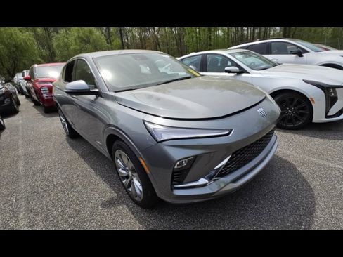 Used 2025 Buick Envista Avenir FWD image 1