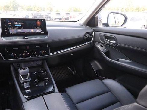 Certified 2024 Nissan Rogue SL w/ SL Premium Package image 26