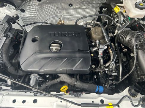 Used 2025 Buick Encore GX Preferred image 33