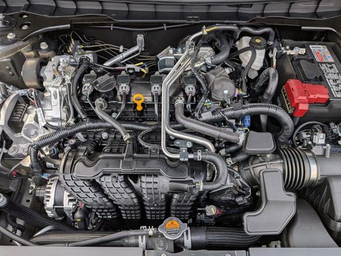 New 2025 Nissan Altima 2.5 SV image 32