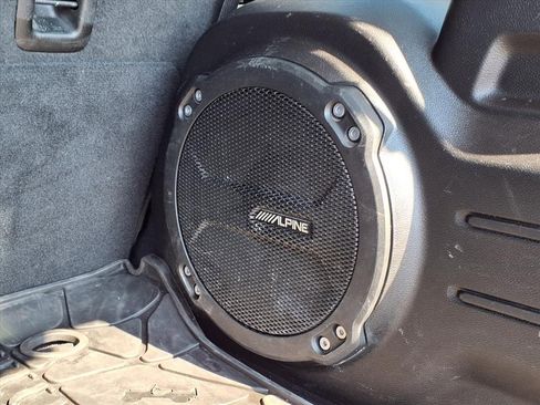 Used 2019 Jeep Wrangler Unlimited Rubicon w/ Dual Top Group image 19