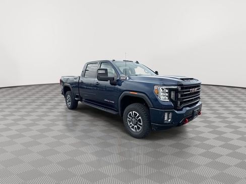 Used 2022 GMC Sierra 3500 AT4 w/ AT4 Preferred Package image 2