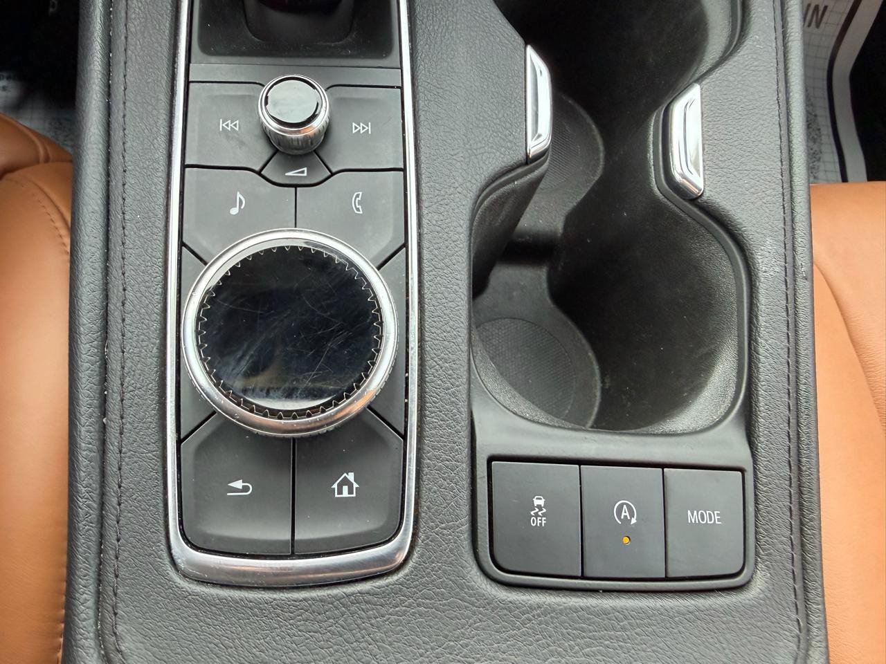 Used 2019 Cadillac XT4 Premium Luxury AWD/4WD image 31