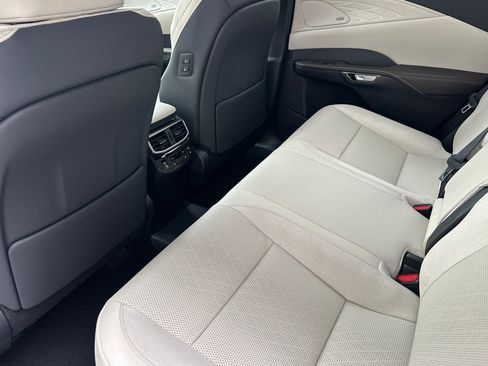 New 2026 Lexus RX 450h AWD image 21