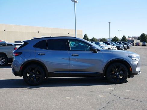 Used 2022 Buick Envision Essence w/ Technology Package I AWD/4WD image 11