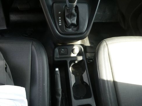 Used 2020 Ford Transit Connect XL FWD image 21