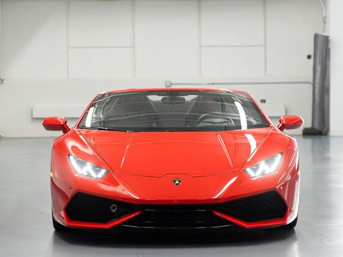 Used 2017 Lamborghini Huracan LP 610-4 AWD/4WD image 18