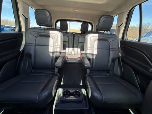 Used 2024 Lincoln Aviator Reserve w/ Equipment Group 201A image 42