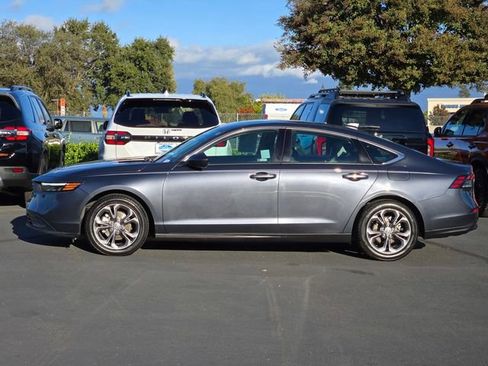 Used 2023 Honda Accord EX image 7