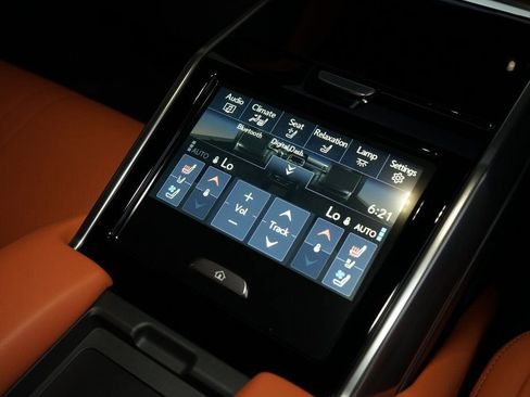 Used 2026 Lexus LX 700h Ultra Luxury image 26