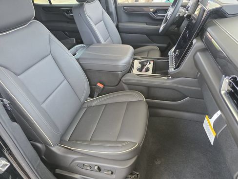 Used 2026 GMC Yukon Elevation w/ LPO, Floor Liner Package AWD/4WD image 26