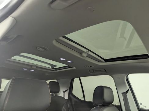 Used 2018 Chevrolet Traverse Premier w/ LPO, 'HIT The Road' Package AWD/4WD image 25