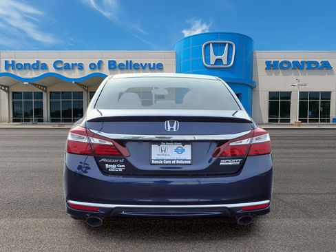 Certified 2017 Honda Accord Sport Special Edition image 4