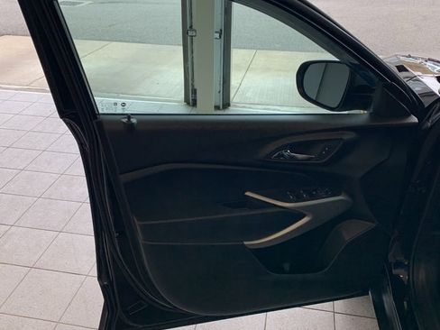 Used 2024 Chevrolet Trax RS image 5