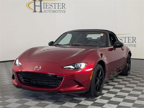Used 2024 MAZDA MX-5 Miata Sport image 4
