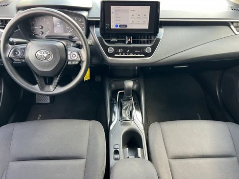 Used 2023 Toyota Corolla LE w/ Carpet Mat Package (TMS) image 4